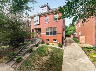 3843 Russell Blvd, Saint Louis, MO 63110