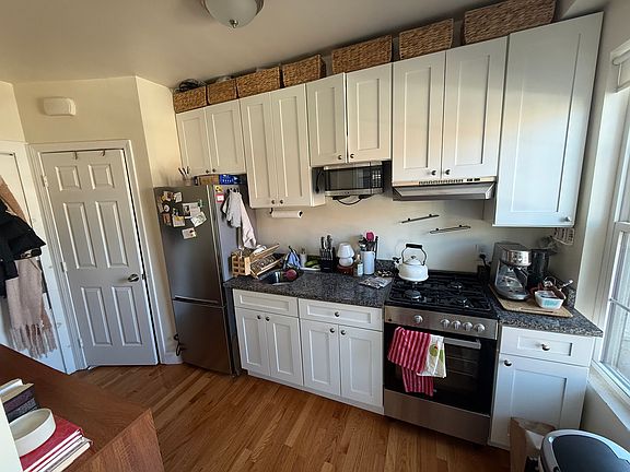 5th image of 501 E Broadway #10A