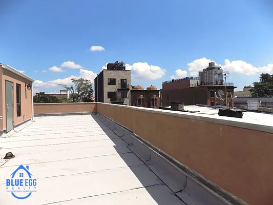 Rented by Blue Egg Realty Corp | media 43