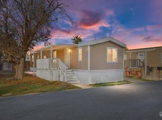 61 Cinnamon Ln, Bakersfield, CA