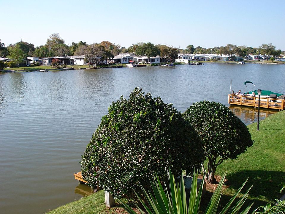 Direct Water View