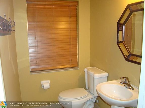 5th image of 8539 W Southgate Shores Cir