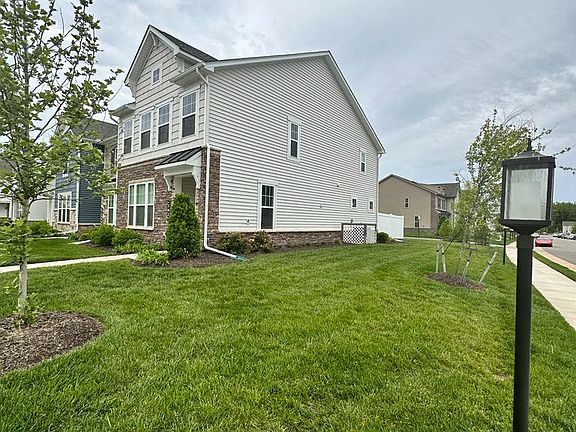 4th image of 3031 Farmstead Mill Dr #1