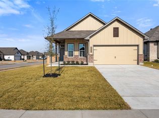 2220 Amber Ct, Bryan, TX 77807