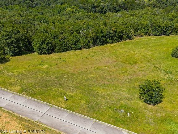 3rd image of 4736 Scott Farm Loop