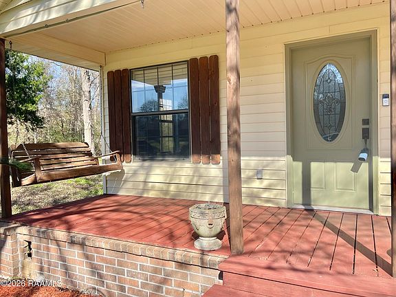 3rd image of 115 Bacon Ln