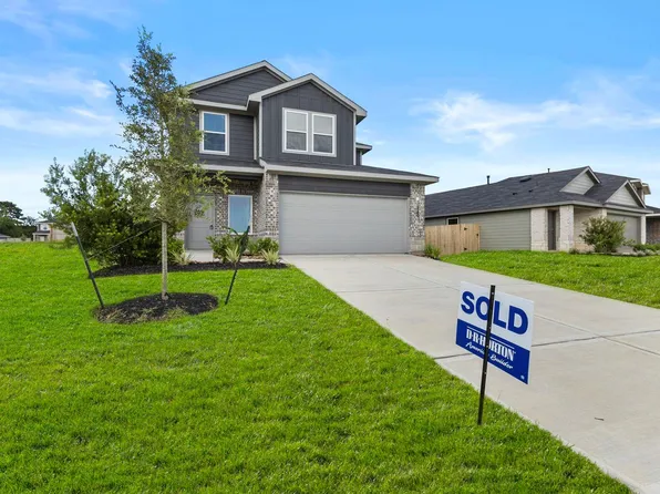 169 Rising Cedar Ln, Hockley, TX 77447