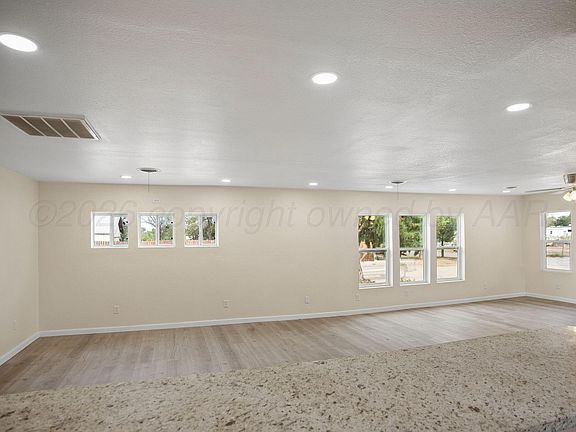 4th image of 321 N Rider St