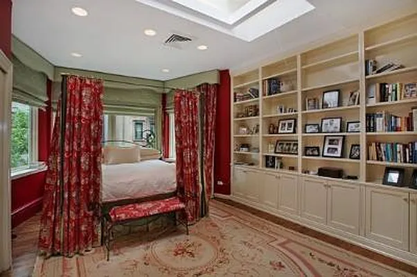 Rented by Corcoran | media 17