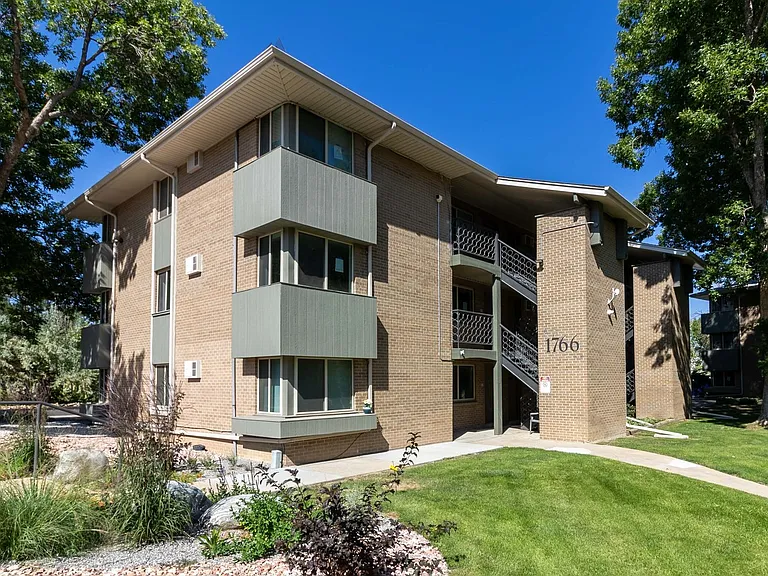Garfield Apartments — Photo 8