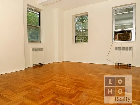 500 Grand Street image 1 of 1