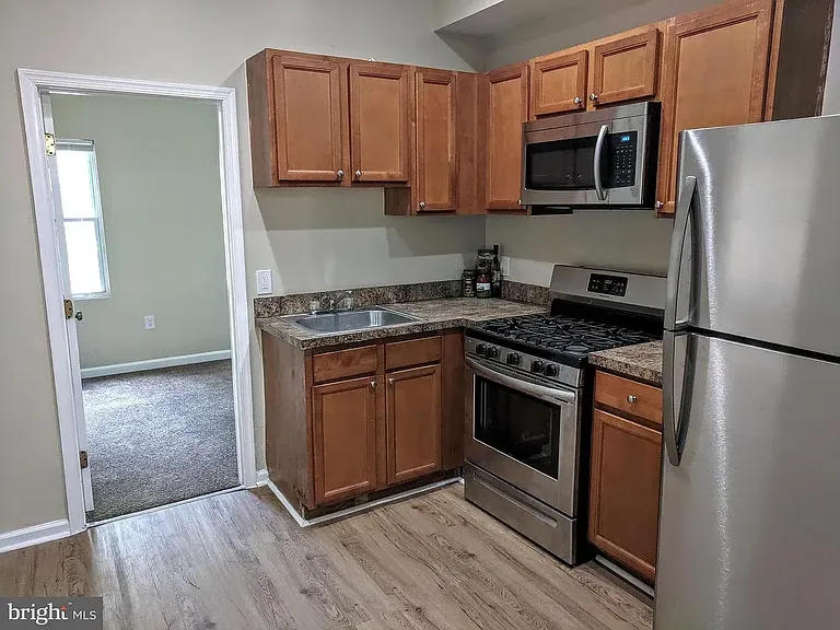 2444 Druid Hill Ave — Photo 26