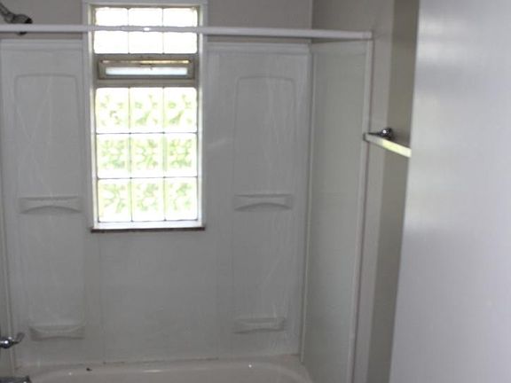 5th image of 32 Gahl Ter APT B