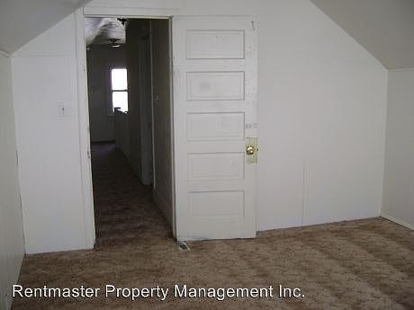 1st image of 550 J St