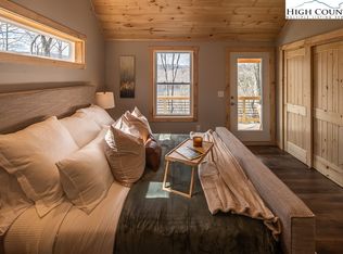 191 Rhododendron Dr, Banner Elk, NC 28604