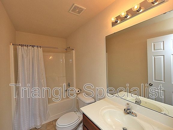 5th image of 9811 Cicero Dr