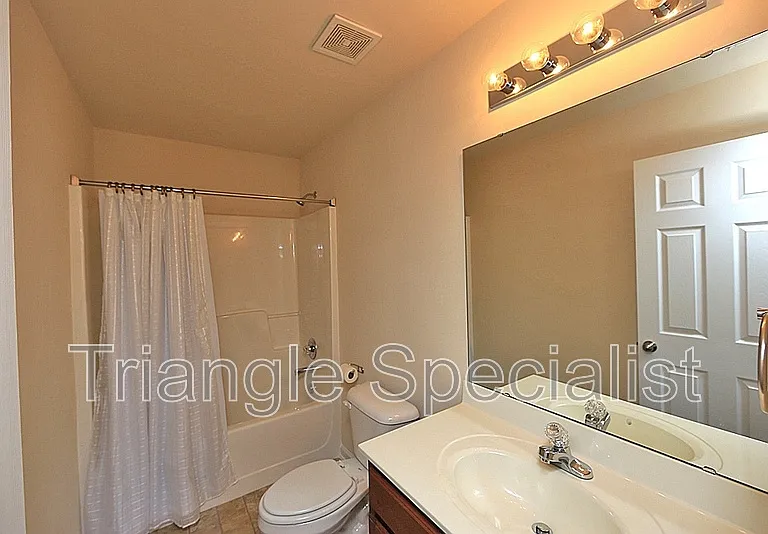 9811 Cicero Dr — Photo 5
