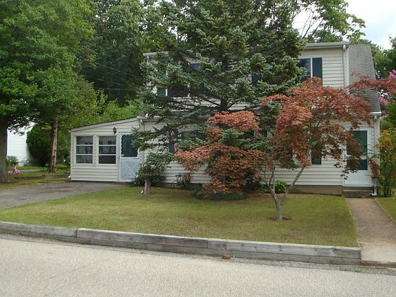 2nd image of 28 East Dr