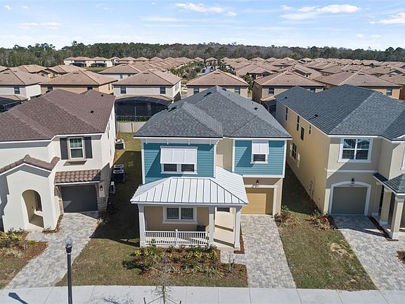 2nd image of 8917 COCONUT BREEZE DRIVE
