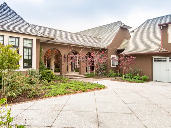 270 Woodland Garden Ln, Johns Island, SC 29455