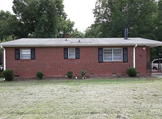 440 Frank Dr, Charlotte, NC 28215