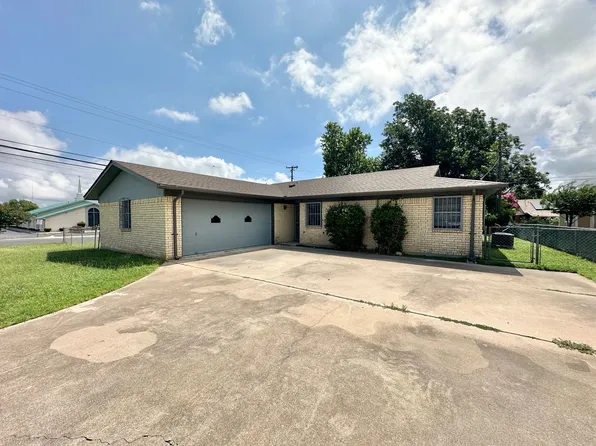 1300 Gowen Dr, Killeen, TX 76543