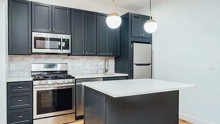 Rented by Nooklyn NYC LLC | media 21