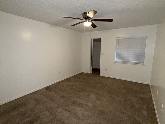 4th image of 226 Riverbend Dr Unit 104