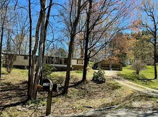 176 Greenberry St, Canton, NC 28716