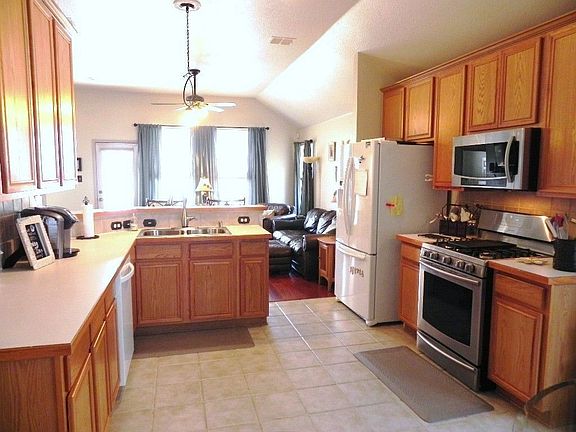 5th image of 9422 Glenshee Dr