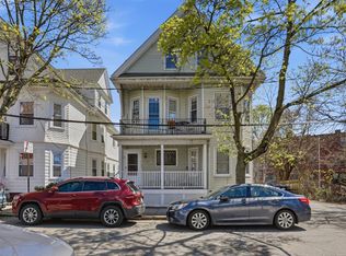 26-28 Porter Rd, Cambridge, MA 02140