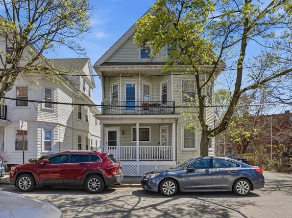 26-28 Porter Rd, Cambridge, MA 02140