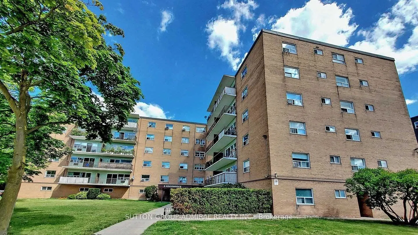 2 bed, $1,899 — Photo 2