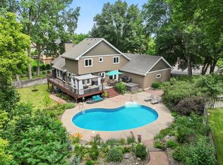 1835 Holly Ln N, Plymouth, MN 55447