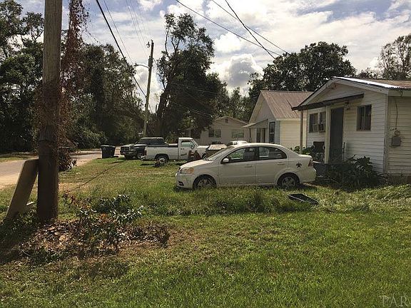 5th image of 8405 Dudley Ave