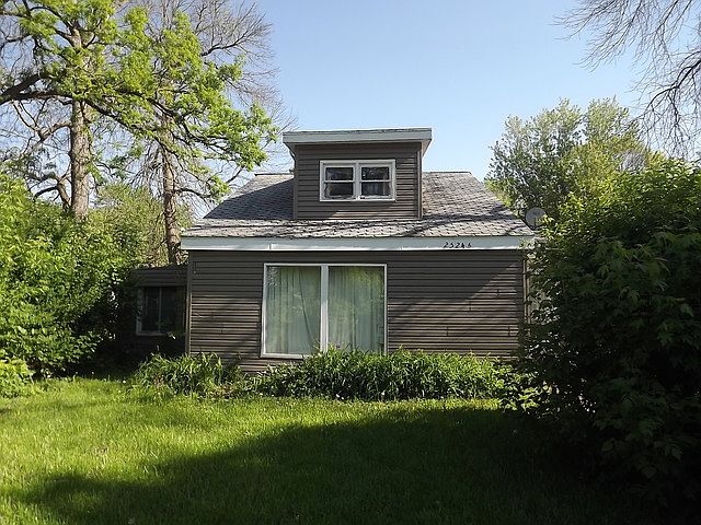 2nd image of 25246 W North Ave