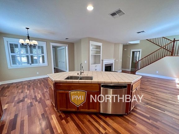 5th image of 627 Maddalena Way