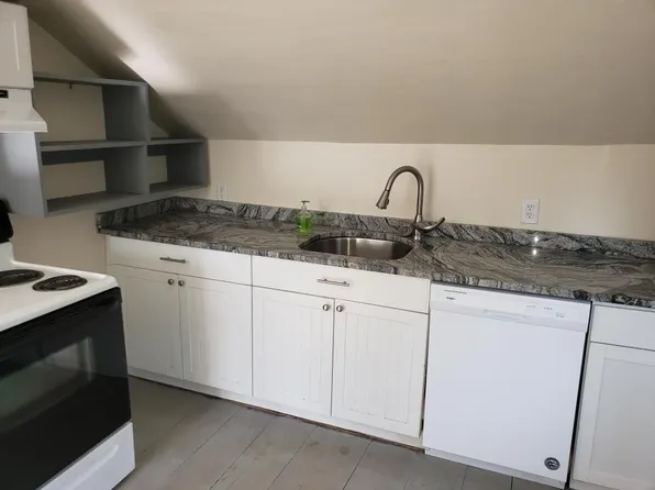 26 High St #26B, Exeter, NH 03833