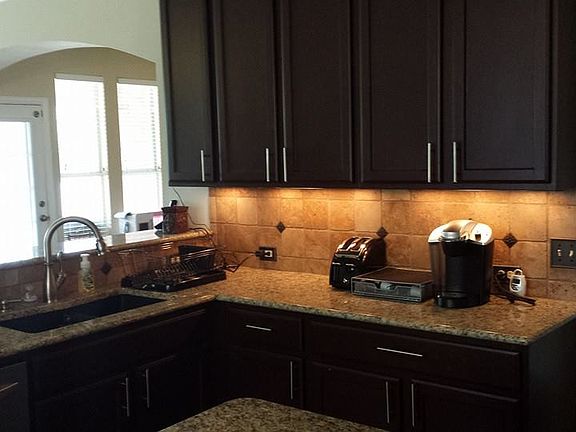 3rd image of 5837 Chatham Ln