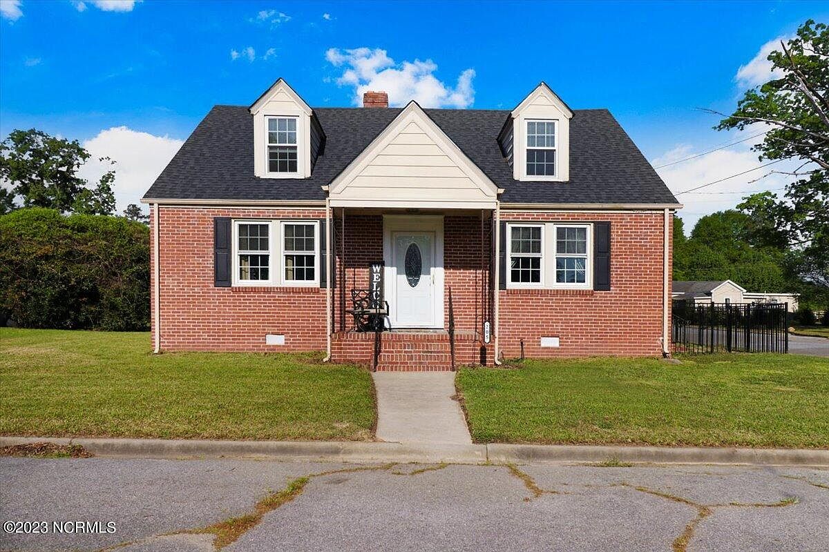 205 Pine Street, Walstonburg, NC 27888 Zillow