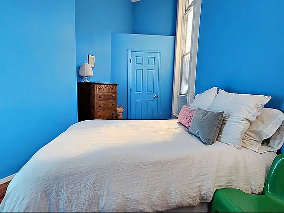 4th image of 64 Herbert St #1