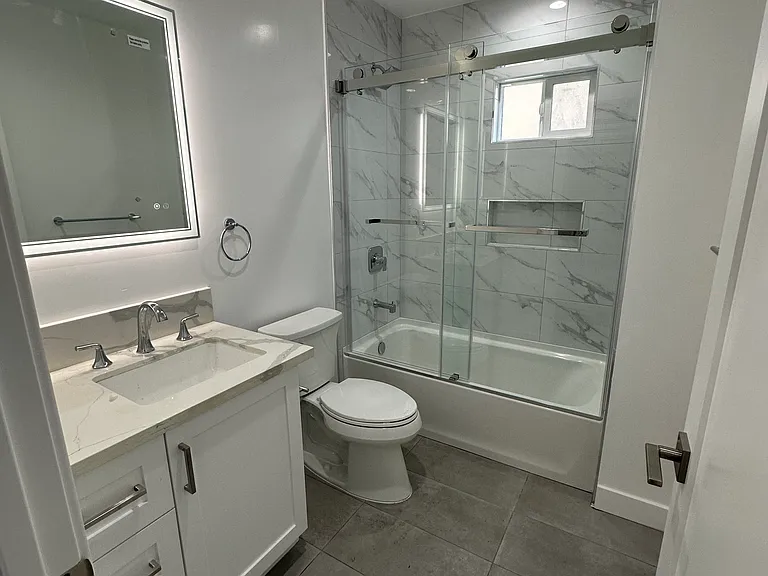1145 S Holt Ave #11B — Photo 15