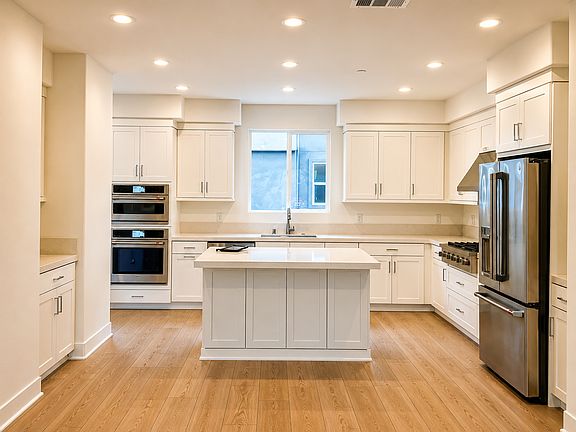 3rd image of 1855 Lychee St