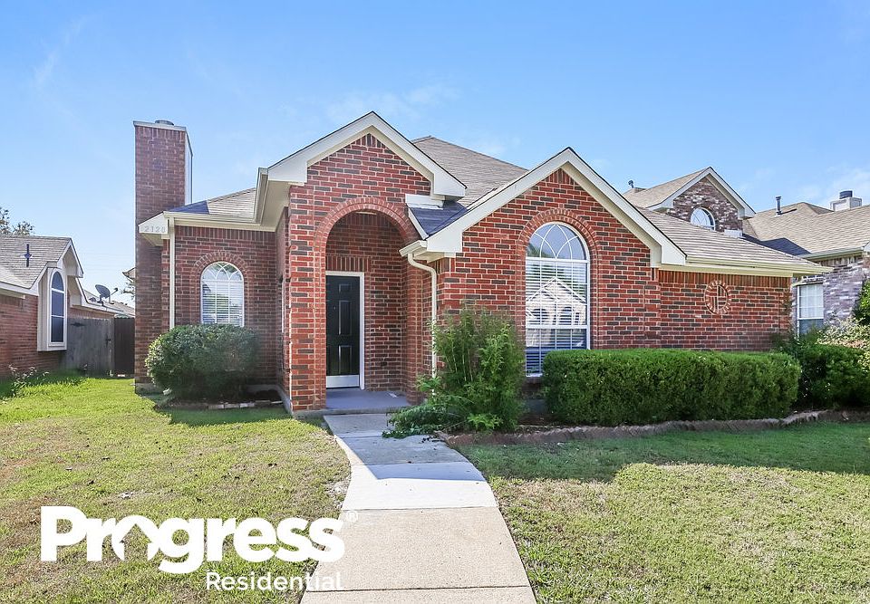 1st image of 2120 Walden Pl