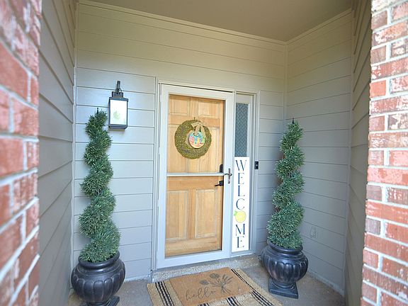 2nd image of 1142 Cordova Club Dr