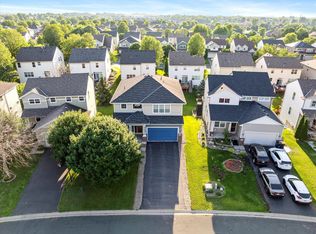 1788 Fescue Ct, Shakopee, MN 55379