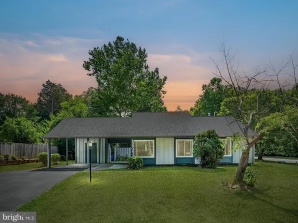 15808 Perkins Ln, Bowie, MD 20716