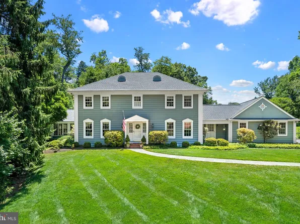 102 Haywood Rd, Wilmington, DE 19807