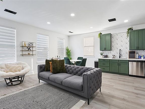 4th image of 2612 Peace Ct