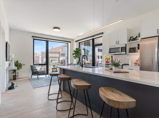 3140 Clybourn, Chicago, IL 60618
